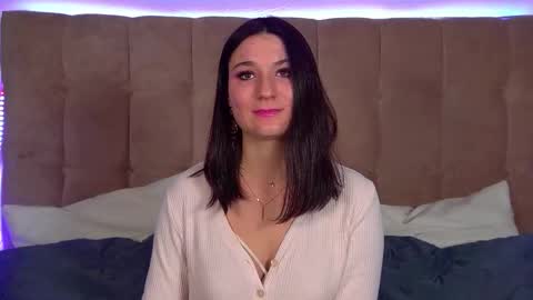 Victoria online show from 11-25-25, 07:14