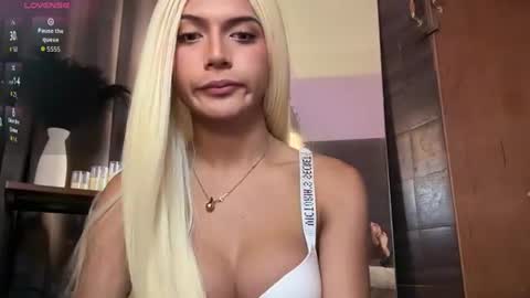 victoriacummings777 online show from 06-17-26, 03:13
