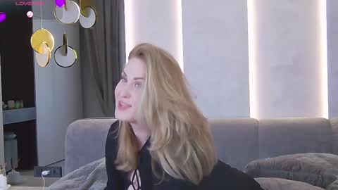 Miss V online show from 02-19-25, 08:01