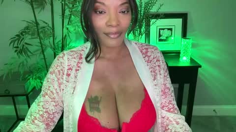 Snapshot of victoriagoldman chatting on 02-05-25, 04:03 Victoria online show from 02-05-25, 04:03