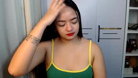 Victoria Harper online show from 04-22-26, 02:40