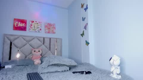 Victoria Larson - Independient Model online show from 02-19-25, 04:33