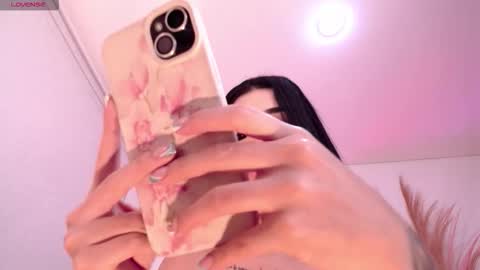 Victoria online show from 11-26-25, 01:17