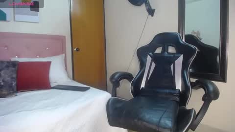 victoriamil1 online show from 02-03-25, 08:24