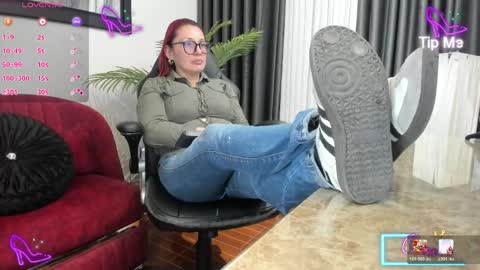 Snapshot of victoriapaker chatting on 06-02-26, 11:56 victoriapaker online show from 06-02-26, 11:56