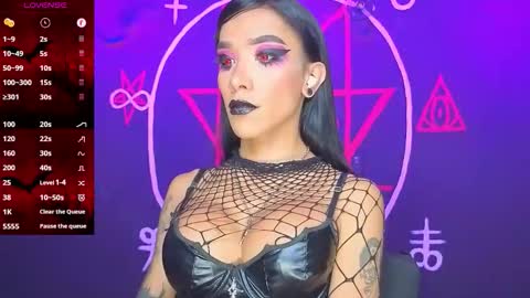 Victoria Vampire online show from 11-09-25, 09:24