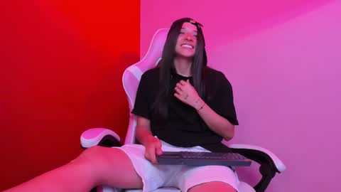 victoriazaenz online show from 07-08-26, 03:44