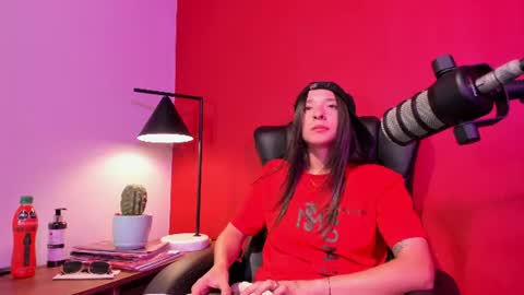 victoriazaenz online show from 07-16-26, 01:55