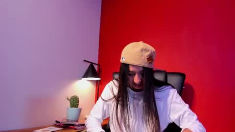 victoriazaenz online show from 07-23-26, 12:13