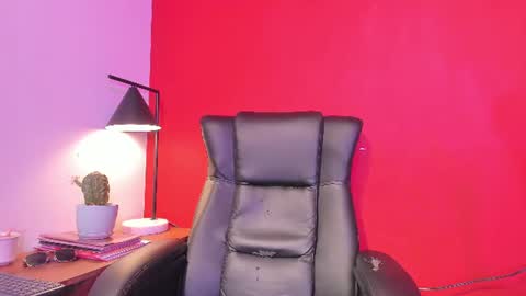 victoriazaenz online show from 07-25-26, 02:31