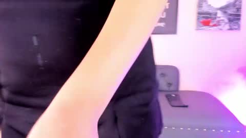 Victoriazans online show from 06-27-26, 12:22