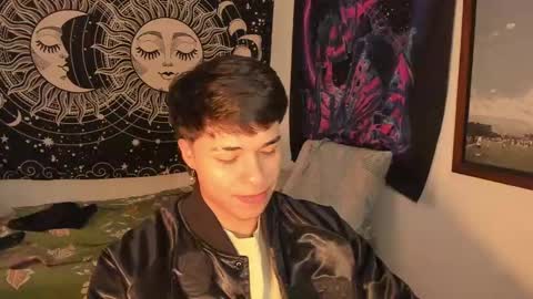 Victorino Jhonson online show from 12-31-24, 04:25