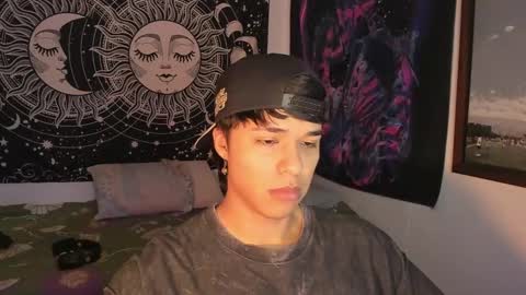 Victorino Jhonson online show from 02-05-25, 05:31