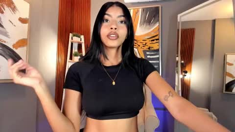 Snapshot of vienah chatting on 09-12-25, 08:31 Karla online show from 09-12-25, 08:31