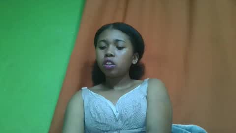 vierge28430 online show from 04-25-26, 02:47