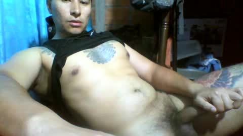 Snapshot of viernes1010 chatting on 07-21-26, 01:24 viernes1010 online show from 07-21-26, 01:24