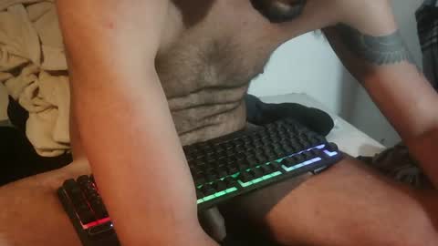 Snapshot of viggiviggilucas chatting on 07-05-26, 01:23 LatinoLuiggi online show from 07-05-26, 01:23