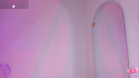 Snapshot of viioleett_cum chatting on 06-19-26, 02:43 viioleett_cum online show from 06-19-26, 02:43