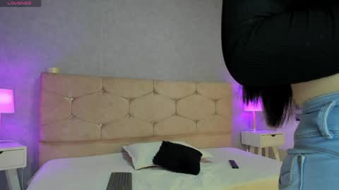 VIOLET  online show from 05-13-26, 09:11