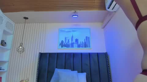 Snapshot of viiolett_lee chatting on 01-31-25, 08:01 Viiolett online show from 01-31-25, 08:01