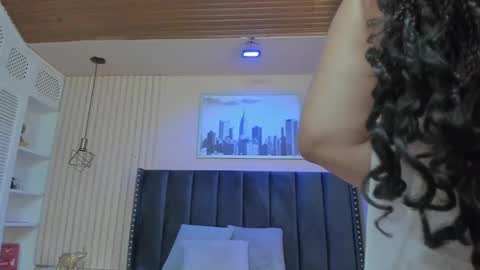 Snapshot of viiolett_lee chatting on 02-27-25, 08:09 Viiolett online show from 02-27-25, 08:09