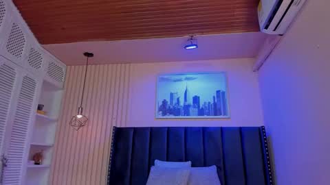 Snapshot of viiolett_lee chatting on 09-20-25, 08:54 Viiolett online show from 09-20-25, 08:54