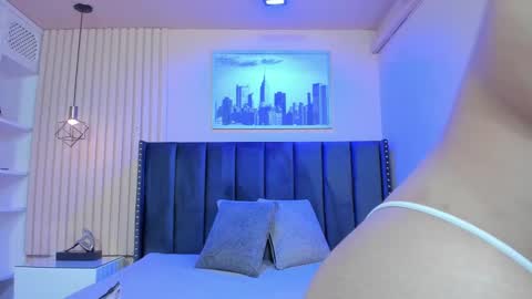 Snapshot of viiolett_lee chatting on 10-21-25, 09:26 Viiolett online show from 10-21-25, 09:26