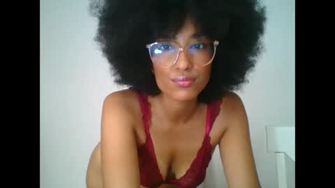 Snapshot of viiolettaaa chatting on 04-15-26, 09:37 viiolettaaa online show from 04-15-26, 09:37
