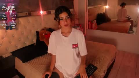 Violet online show from 09-15-25, 01:00