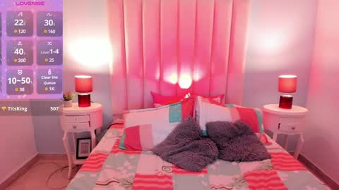 Violet online show from 02-05-25, 02:59