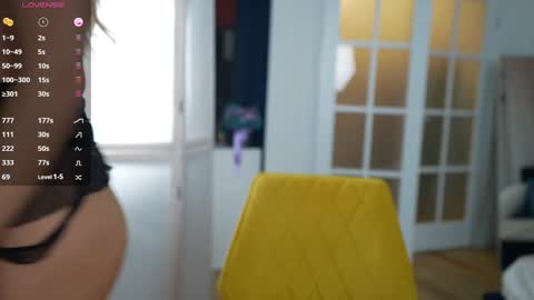 Snapshot of vika54784 chatting on 02-08-25, 06:43 vika54784 online show from 02-08-25, 06:43