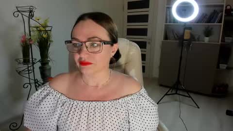 Ukrainian-woman online show from 01-07-26, 07:00