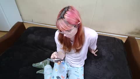 Lizochka1337 online show from 09-19-25, 03:13