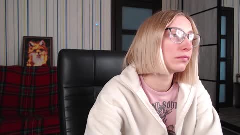 Vika online show from 11-18-25, 07:57