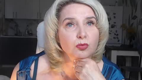 Vikaohair online show from 04-15-26, 08:10