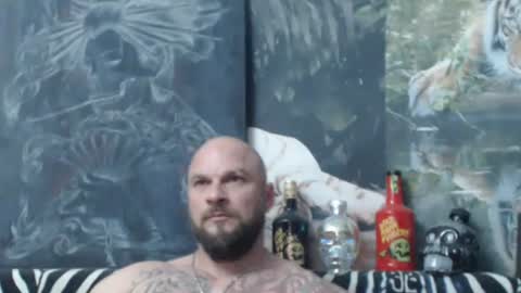 Snapshot of viking_me chatting on 06-03-26, 06:24 viking online show from 06-03-26, 06:24
