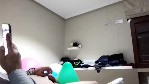 Snapshot of vikingo3333893888 chatting on 01-12-26, 02:00 Vikingo online show from 01-12-26, 02:00