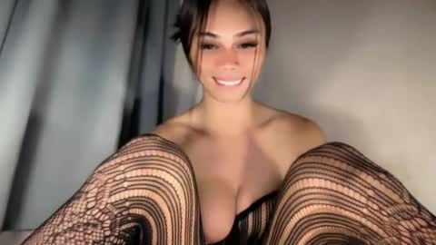 vikkylustfull online show from 06-22-26, 03:25