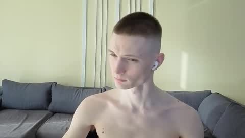 Max online show from 03-18-26, 01:14