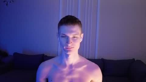 Snapshot of viksons chatting on 05-03-26, 08:04 Max online show from 05-03-26, 08:04