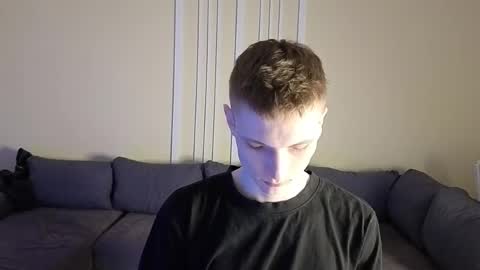 Snapshot of viksons chatting on 05-28-26, 04:26 Max online show from 05-28-26, 04:26