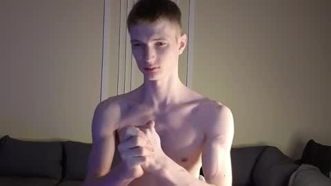Snapshot of viksons chatting on 06-04-26, 08:59 Max online show from 06-04-26, 08:59