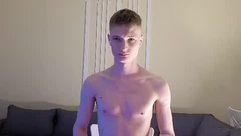 Snapshot of viksons chatting on 06-28-26, 04:13 Max online show from 06-28-26, 04:13