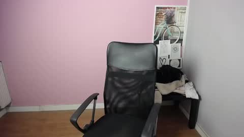 viktoria_lovely online show from 01-24-25, 09:28