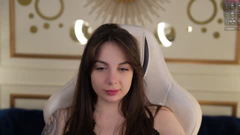 Snapshot of viktoria_storm chatting on 02-02-25, 02:27 Alisa online show from 02-02-25, 02:27