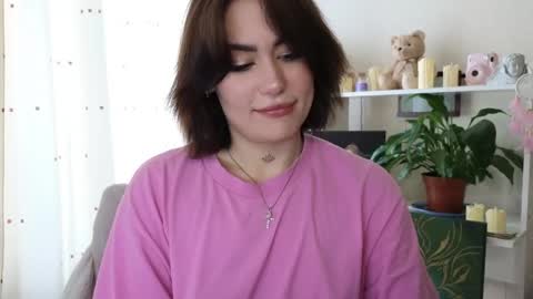 Snapshot of viktoriamoore chatting on 05-05-26, 01:52 viktoriamoore online show from 05-05-26, 01:52