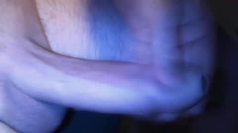 Snapshot of viktorklubb chatting on 12-24-24, 03:38   online show from 12-24-24, 03:38