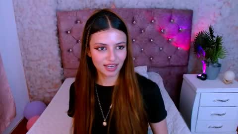 viky_evanss online show from 03-10-26, 06:35