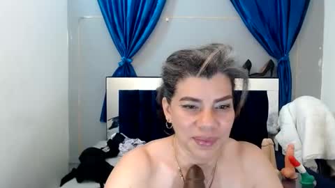 VIKY ADAMS online show from 02-10-25, 11:23