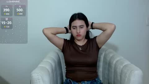 Snapshot of vikysexy28 chatting on 03-07-25, 04:46 vikysexy28 online show from 03-07-25, 04:46